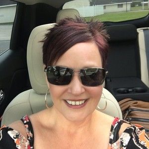 Meet your Posher, Annette